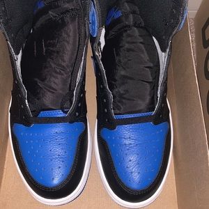Air Jordan 1 Royals